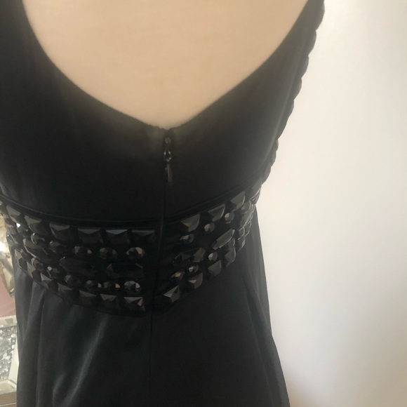 Dress - Picture 3 of 8